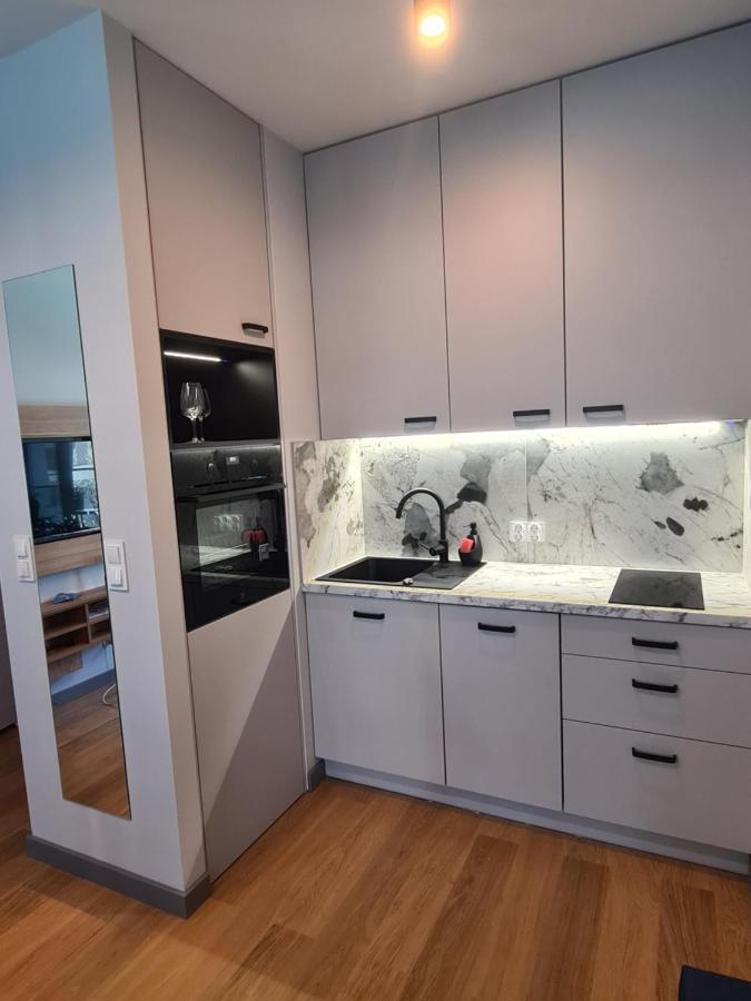 Sea Apartament - Plac Unii Gdynia Buitenkant foto